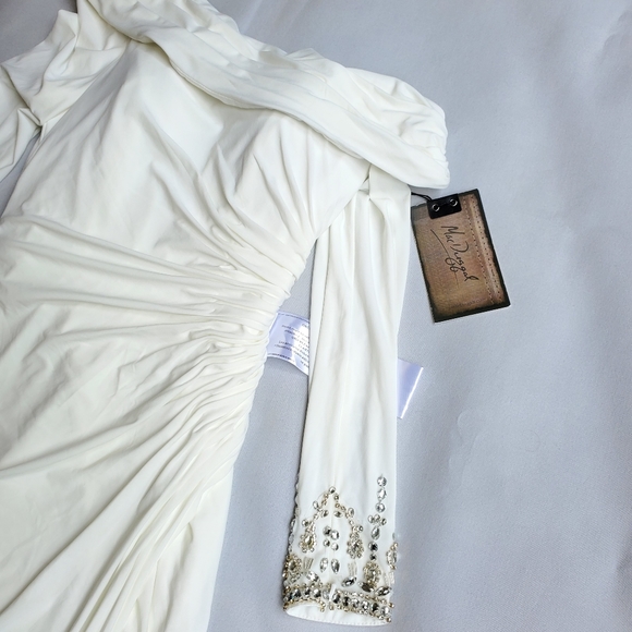 🔥FINAL PRICE DROP🔥 NWT$400 Mac Duggal One Shoulder Side Slit Gown Dress Sz 8 - Picture 6 of 15